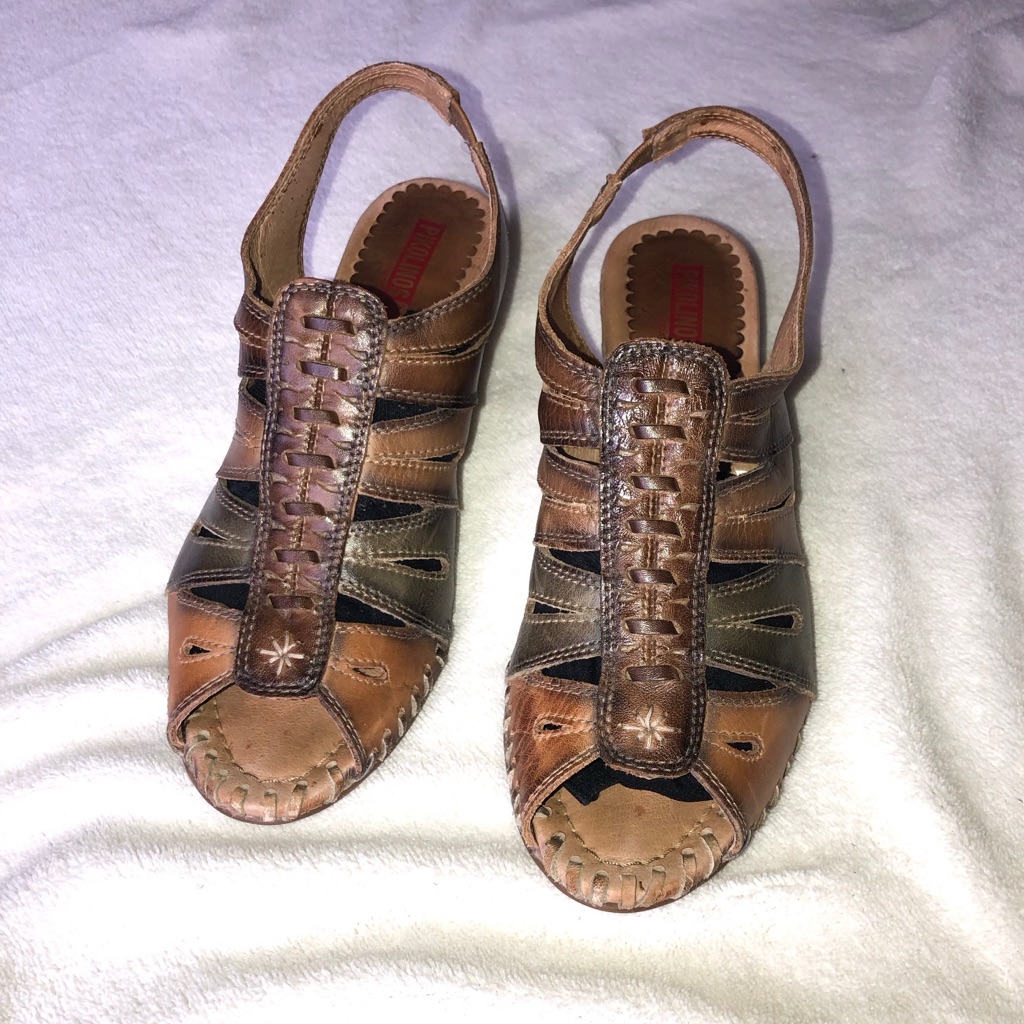 Pikolinis Womens Tri Color Sandals. Leather Size 39 Us 8
